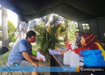 Menengok Aktivitas di Tugu Selamat Datang