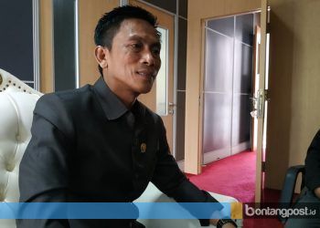 Bakhtiar Minta Pengadaan Ponsel Pelajar Tidak Timbulkan Masalah Baru