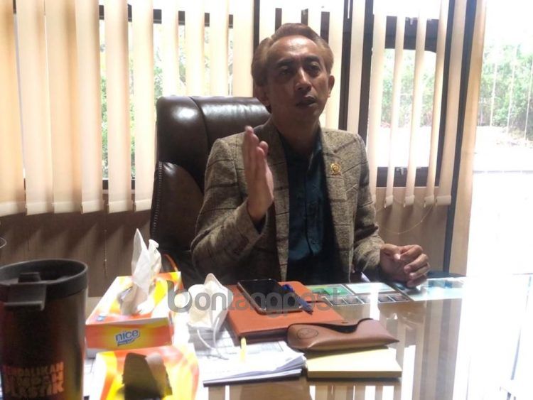 Rustam HS. (bontangpost.id)