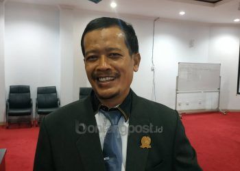 PJU Teluk Kadere Terpasang, Komisi III Apresiasi Perusahaan