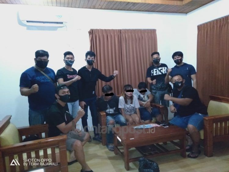 Tiga muncikari yang ditangkap Satreskrim Polres Bontang. (dok polres)
