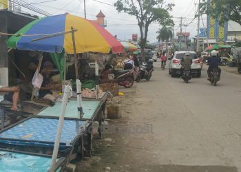 Gelar Lapak Lagi Setelah Ditertibkan, Pedagang Tamrin Ancam Jualan di Luar Pasar