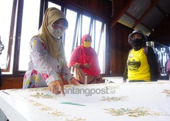 Rahmad Pribadi: Pupuk Kaltim Launching Batik Khas Malahing untuk Dorong Kemandirian Warga Pesisir