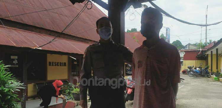 La Hadi kini ditahan di Mapolsek Samarinda Kota. (selasar)