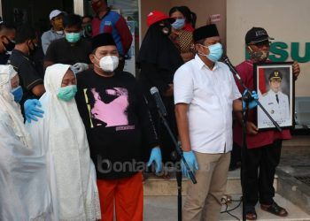 Ribuan Pelayat Mengantar Adi Darma ke Pemakaman