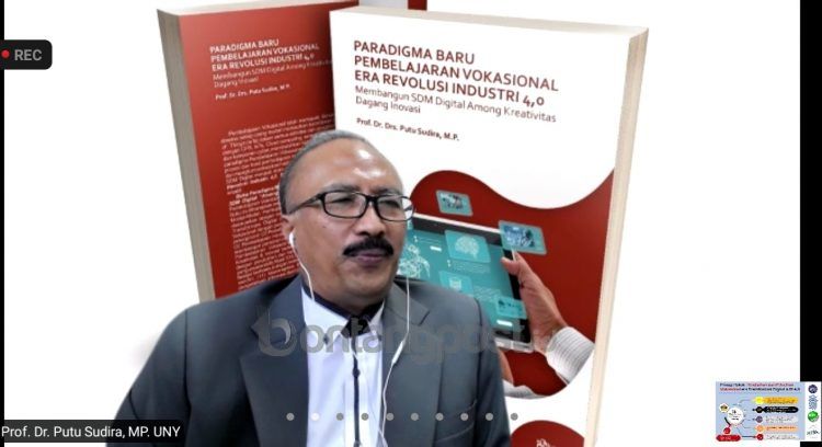 Guru besar Universitas Negeri Yogyakarta (UNY), Prof Putu Sudira didaulat sebagai pembicara utama dalam webinar kerjasama PT KPI dan SMK 1 Bontang.