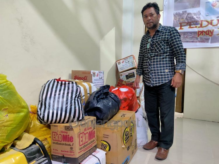 Bantuan yang akan diserahkan kepada korban gempa di Sulbar.