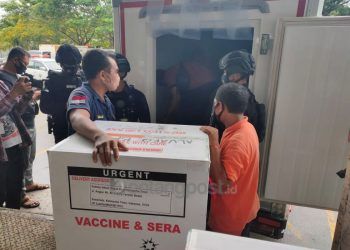 32.600 Vaksin Sinovac Jatah Kaltim Tiba di Balikpapan