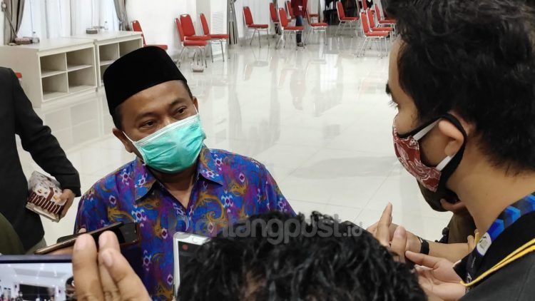 Kepala Kemenag Bontang menyebut tempat ibadah tetap buka, hanya kapasitas dibatasi. (Nasrullah/bontangpost.id)