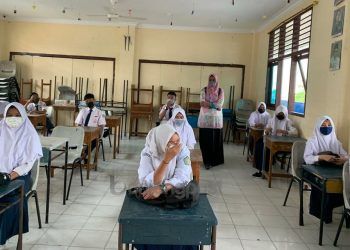 3 Menteri Buat Aturan Seragam dan Atribut Sekolah, Sanksinya Berat