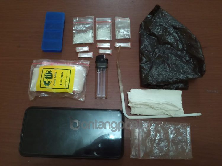 Barang bukti yang diamankan polisi. (Humas Polres Bontang)