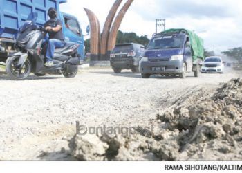 Jalan Poros Samarinda-Bontang Rusak karena Dijadikan Hauling, Tindakan Tegas Aparat Dinanti