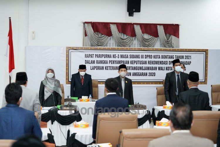 Rapat Paripurna Laporan Keterangan Pertanggungjawaban (LKPJ) Wali Kota Akhir Tahun Anggaran 2020,