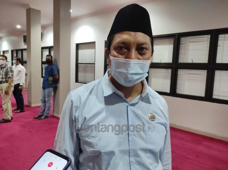 Irfan ingatkan perusahaan tidak mangkir dari kewajiban membayar THR karyawan.