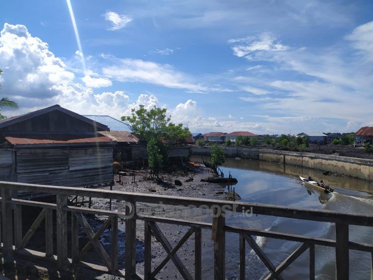 Di dekat Balai Benih Ikan (BBI) ini yang akan menjadi lokasi awal pembangunan jalan lingkar Bontang Kuala-Tanjung Laut Indah.