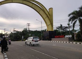 Penjagaan di Pos Penyekatan Molor