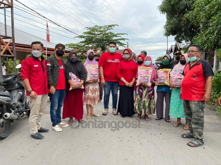 BMI beri bantuan bagi warga terdampak PPKM.