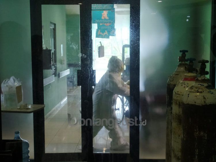 Sebanyak 21 tenaga kesehatan di RSUD Taman Husada terpapar virus korona sejak dua pekan belakangan ini. (Nasrullah/bontangpost.id)