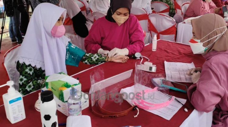 Vaksinasi pelajar yang diselenggarakan BIN