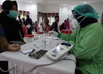 Nakes Mulai Beralih Gunakan Gown