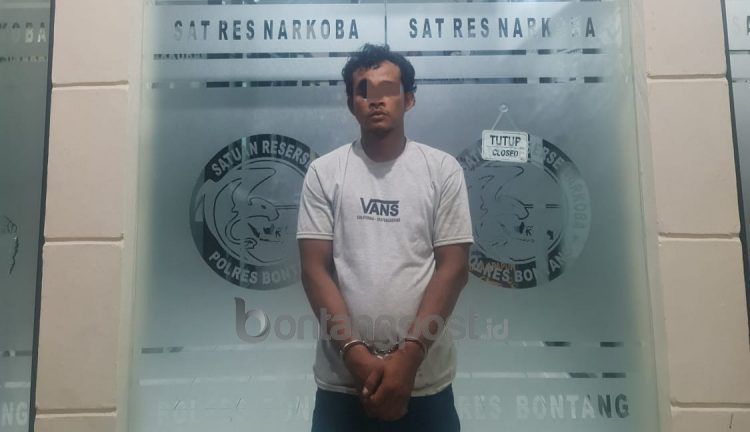 Toni (31) tersangka kasus peredaran narkoba. (Satreskoba Polres Bontang)