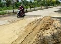 Jalan rusak di Bontang Lestari (Nasrullah/bontangpost.id)