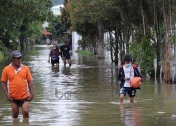 Banjir merendam 6 kelurahan di Samarinda (prokal)