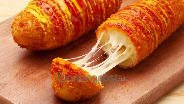 Corndog mozzarella yang hits. Foto: MAHI.