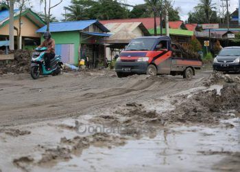 “Tumbang” di Poros Samarinda-Bontang, Hauling Batu Bara Jadi Pemicu Kerusakan Jalan Nasional