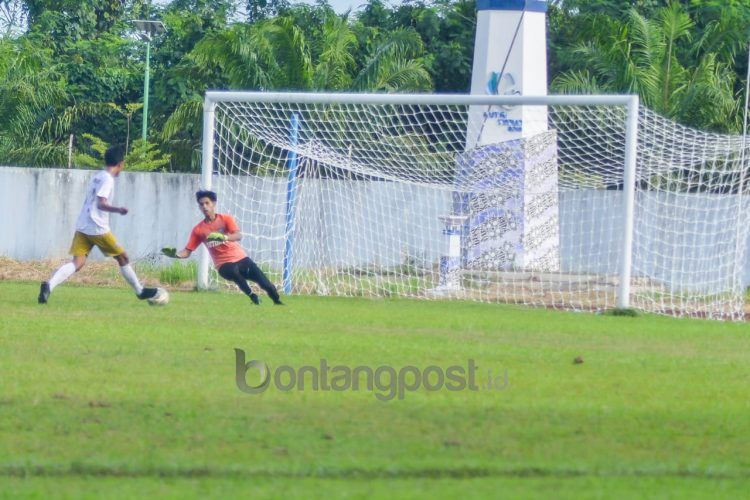 Bontang City FC menang telak 7-1, atas dengan PS Setda (Adiel/KP)