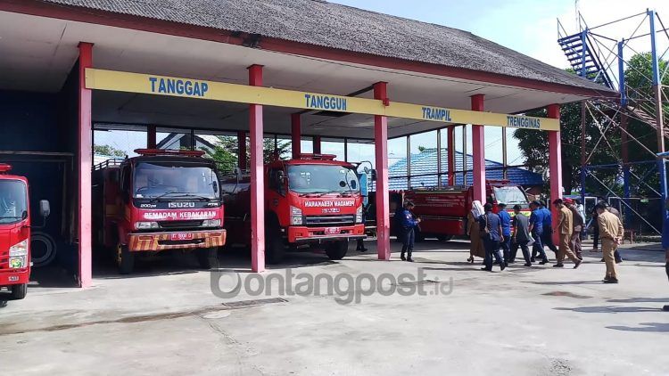 Sebagian area Kantor Dinas Pemadam Kebakaran dan Penyelamatan (Disdamkartan) akan dirobohkan untuk pembangunan Mal Pelayanan Publik (MPP).