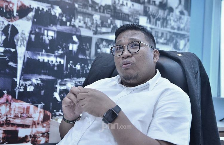 Anggota Fraksi Partai Demokrat DPR RI Irwan Fecho. Foto.JPNN.com