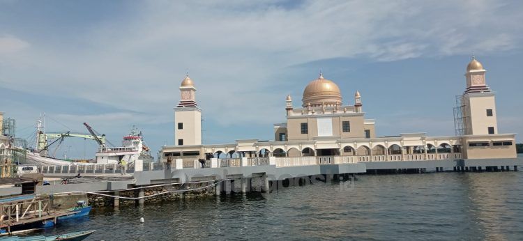 Peresmian masjid terapung Selambai tunggu pembentukan badan pengelola