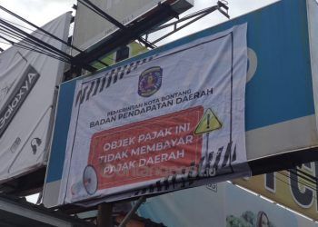 Nunggak Pajak, 12 Papan Reklame Vivo Disegel