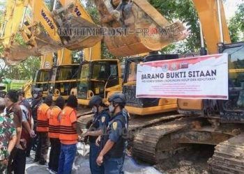 Penambang Ilegal Catut Petinggi TNI-Polri