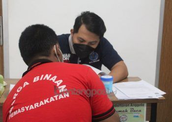 Ratusan Narapidana dan Petugas Lapas Bontang Dites Urine Mendadak