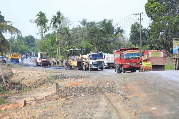 Jalan di Kaltim masih butuh banyak perbaikan