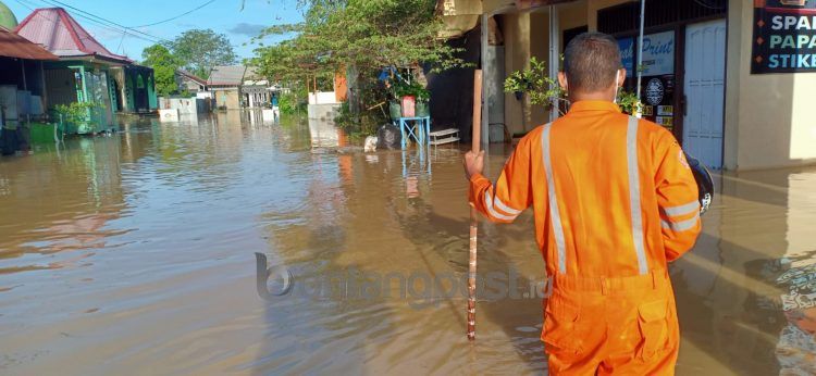Jalan Imam Bonjol, Gang Semayang, salah satu wilayah langganan banjir di Bontang (Lutfi Rahmatunnisa'/bontangpost.id)