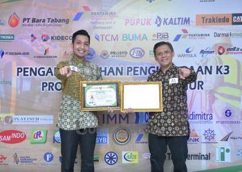 Wujudkan Lingkungan Kerja Aman, PKT Raih Tiga Penghargaan dari Pemprov Kaltim