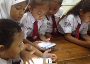 Pelajar SD di Samarinda Diusir Guru karena Tak Punya HP dan Seragam