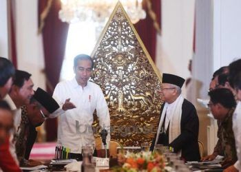 Reshuffle Kabinet Jokowi: Antara Evaluasi dan Kepentingan Politik 2024