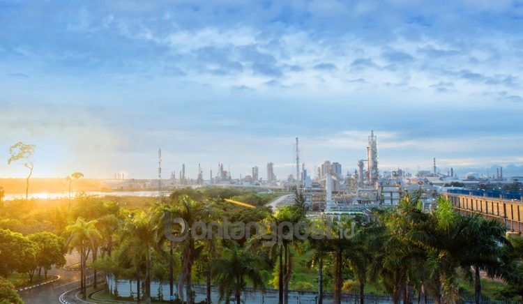 Kawasan industri PT Pupuk Kalimantan Timur (PKT)