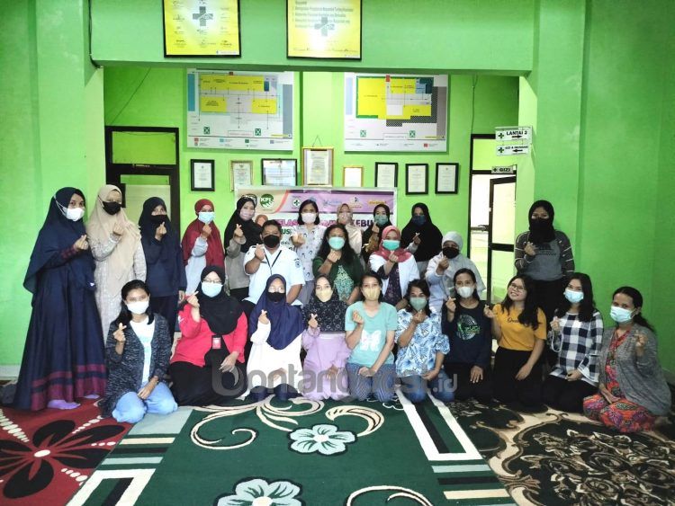 15 ibu hamil se-Kecamatan Bontang Barat saat mengikuti Kebumi. (Rera/bontangpost.id)