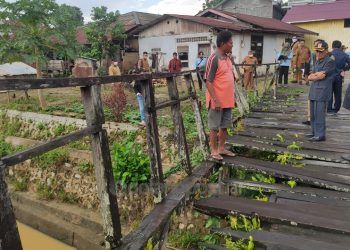Jembatan Penghubung Kanaan Tak Kunjung Diperbaiki, Warga; Survei Saja Terus
