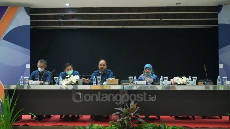 PKT gelar sosialisasi perihal segera difungsikannya Pujasera Pos 7 Kelurahan Loktuan Bontang Utara, yang kini telah selesai di bangun