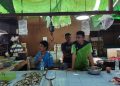 Pedagang ikan ikut menolak direlokasi pindah ke gedung baru Pasar Citra Mas Loktuan (Lutfi Rahmatunnisa'/bontangpost.id)
