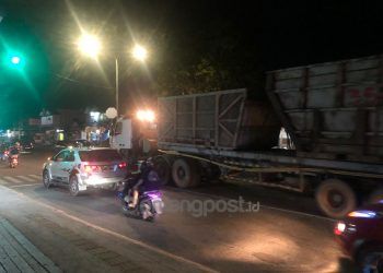 Truk Trailer Melintas di Luar Jam Operasional, Kasatlantas; Sudah Kami Tindak