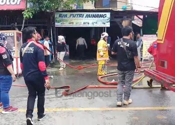 Kebakaran di Jalan DI Panjaitan, Diduga Kompor Meledak