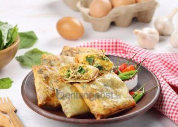 Resep Martabak Telur Daging Bayam, Camilan Gurih yang Bikin Nagih