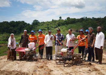 Optimalkan Potensi Pertanian, Pupuk Kaltim Salurkan Bantuan Smart Green House bagi Petani Binaan